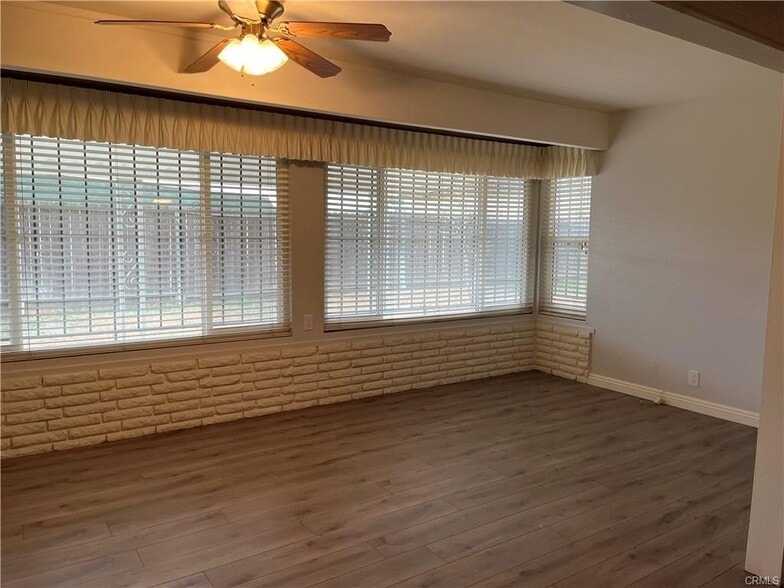 Building Photo - 26575 McCall Blvd