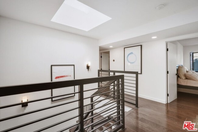 Building Photo - 3601 Dixie Canyon Pl