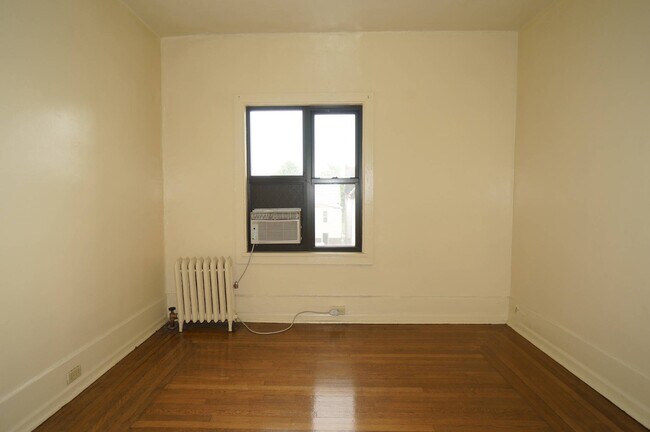 Bedroom - The Old Heidelberg