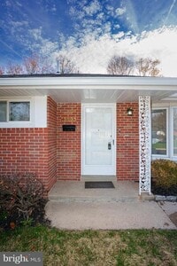 Building Photo - 4305 Elmwood Rd