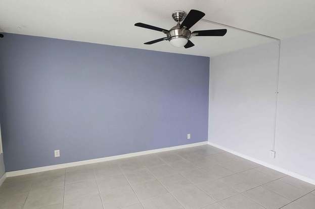 Building Photo - 3915 S Flagler Dr