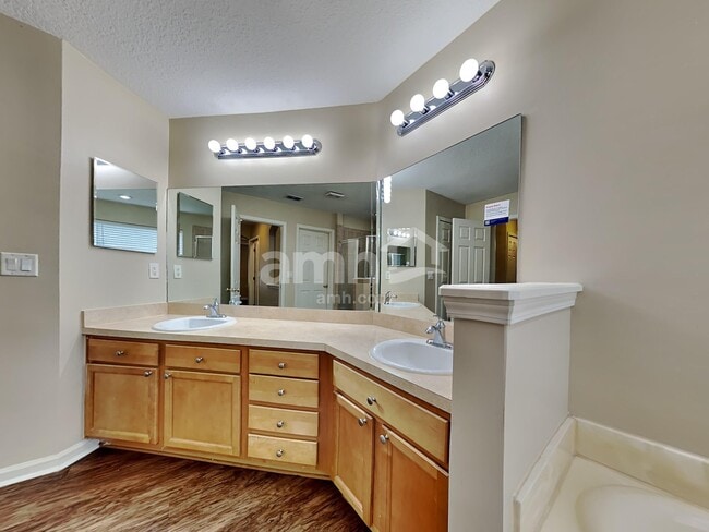 Building Photo - 86351 Evergreen Pl