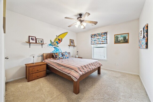 Building Photo - 2088 Silverthorn Ln