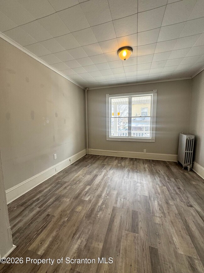 Building Photo - 916 S 9th Ave