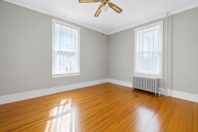 Building Photo - Timeless Ghent Home features charm and elegance in Historic Stockley Gardens