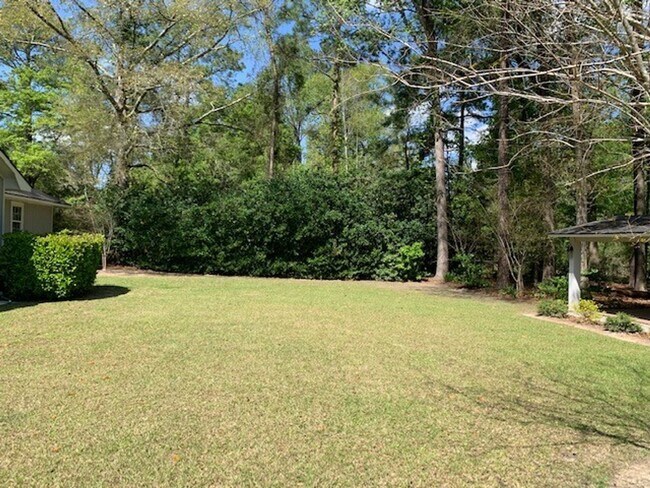 Building Photo - 3Bedroom 2 Bathroom in Valdosta