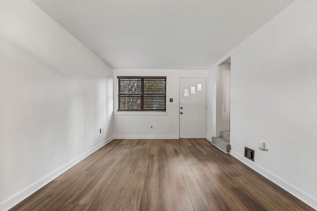 Building Photo - 64 Faris Cir