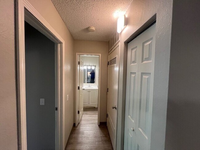 Building Photo - Multi-family Apartment Community