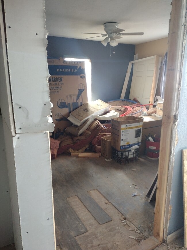 Building Photo - 506 S 4th St