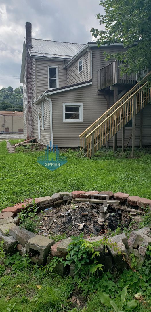 Building Photo - 841 Brackenridge Ave