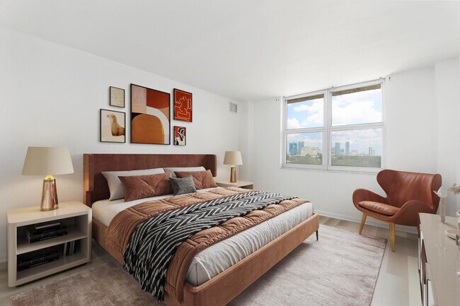 Building Photo - 1625 SE 10th Ave