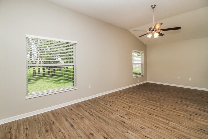 Building Photo - 30700 Pga Dr
