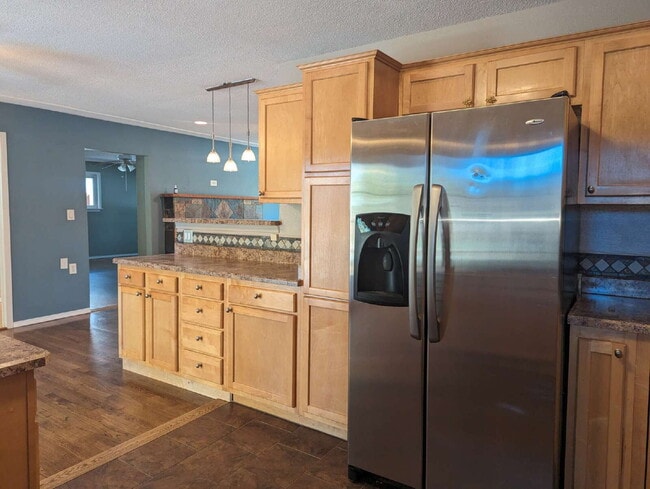 Building Photo - Great ranch home in the heart of Longmont!