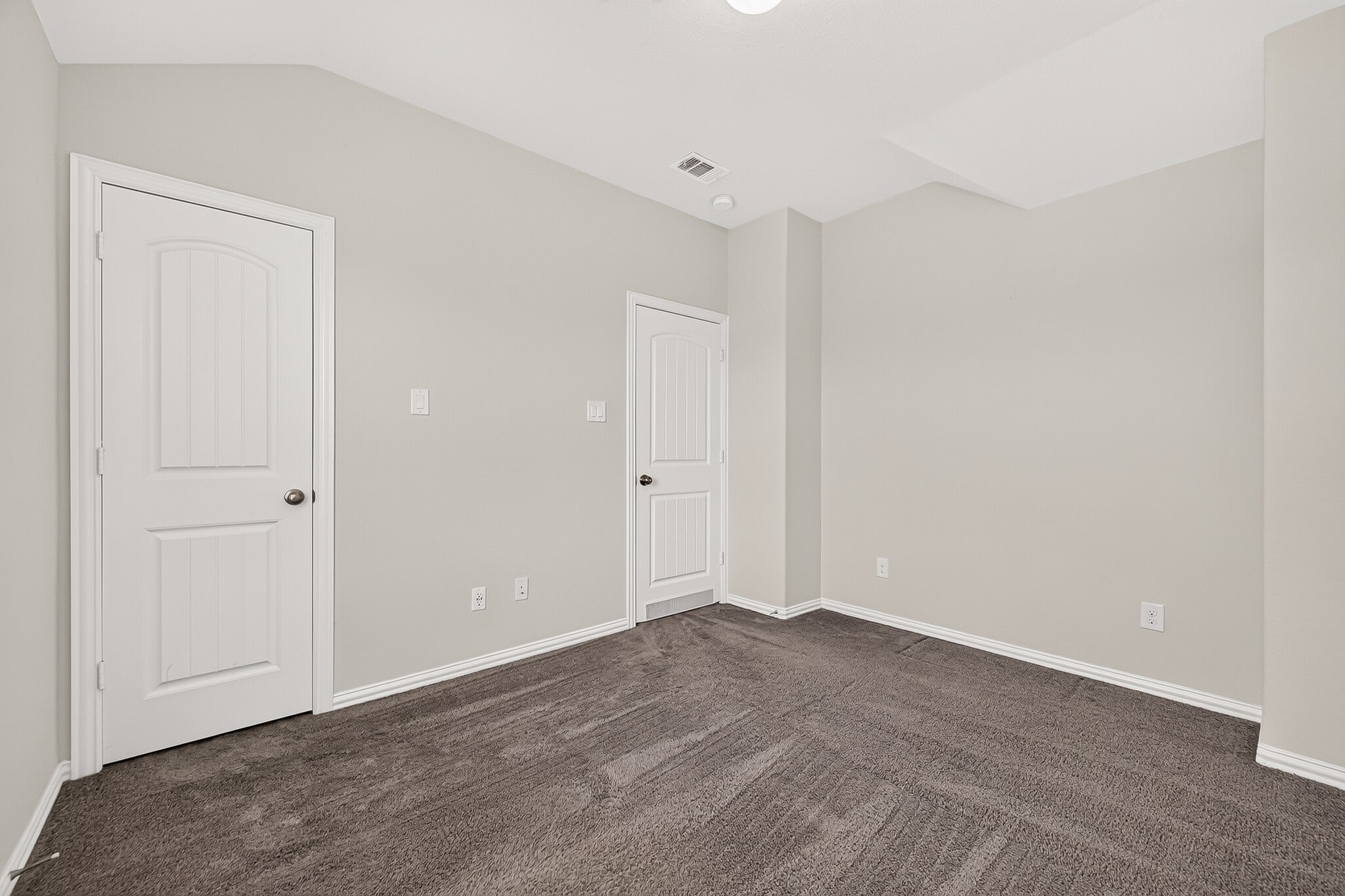 Building Photo - 20223 Highfield Park Dr