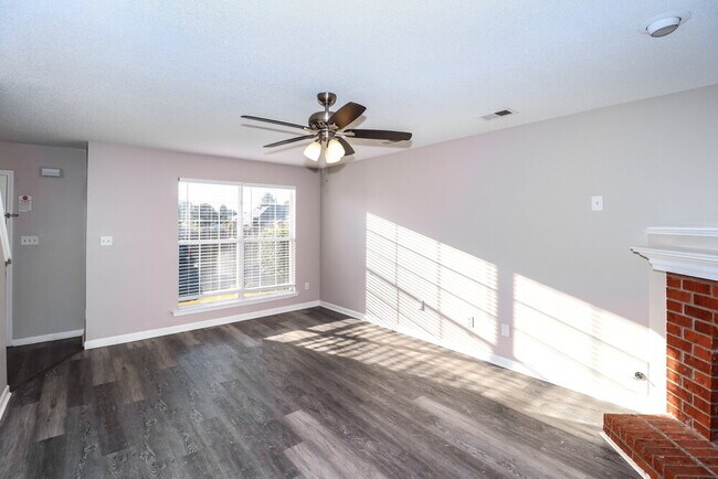 Building Photo - 5452 Belle Ridge Dr