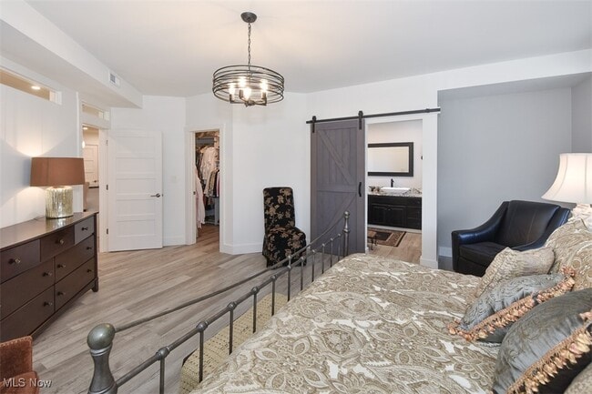 Building Photo - 19000 Lake Rd