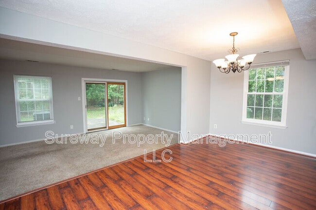 Building Photo - 38 Dorchester Cir