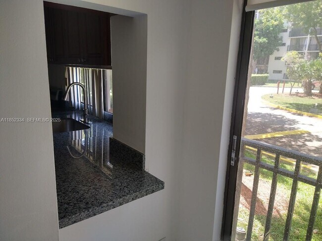 Building Photo - 17021 N Bay Rd