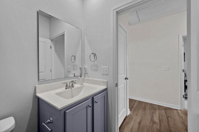 Building Photo - Home in Surf City