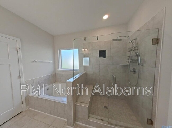 Building Photo - 26628 Kyle Ln