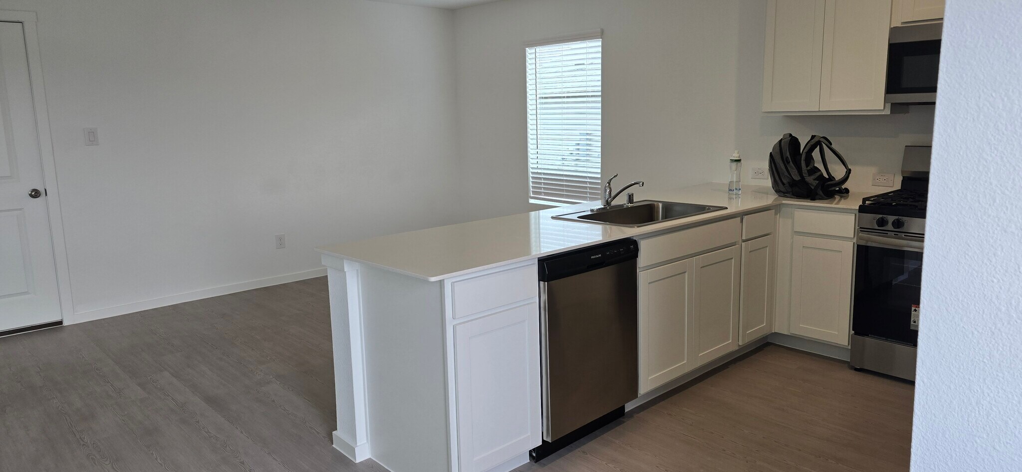 Building Photo - 3157 Burmese St