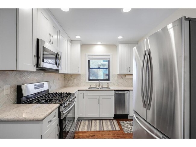 Building Photo - 5101 Zenith Ave S