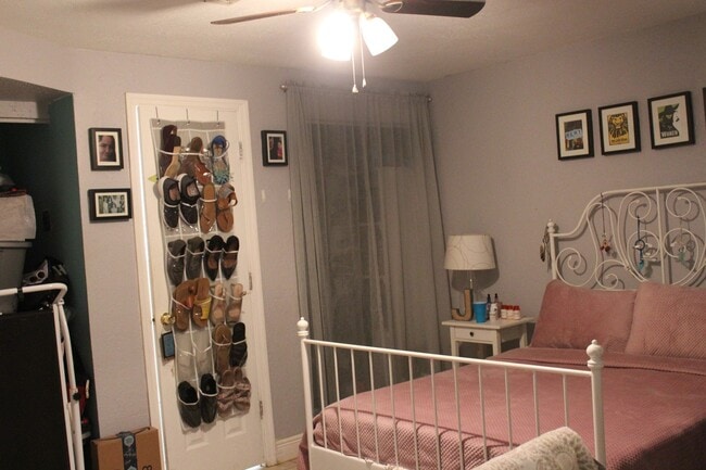 Building Photo - 2630 - YEAA SFH