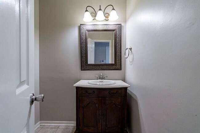 Building Photo - 75 Breezy Point Pl