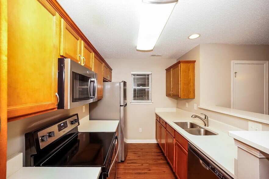 Building Photo - 5104 Oak Pasture Ln