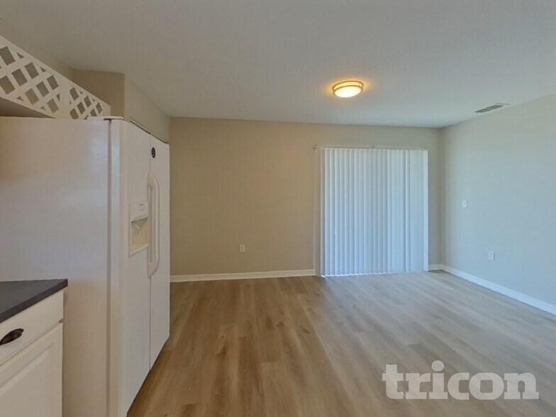 Building Photo - 1445 Blossom Bayou Cir