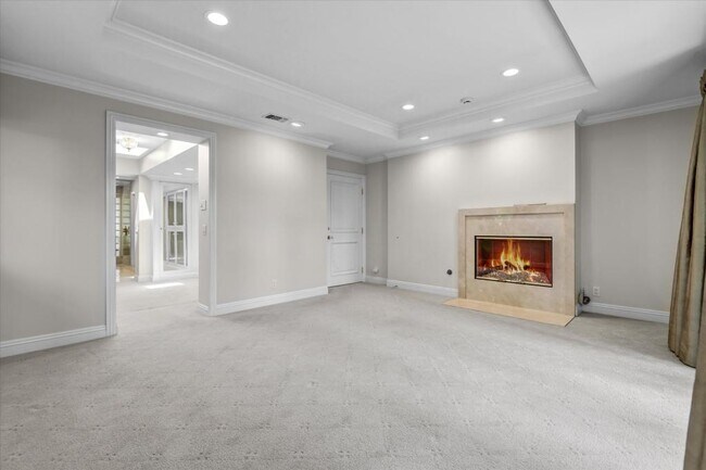 Building Photo - 1070 Granville Dr