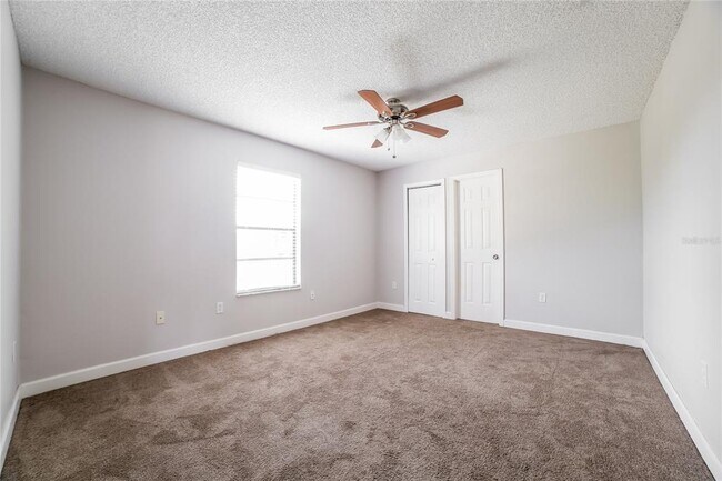 Building Photo - 631 Blackstone Ave