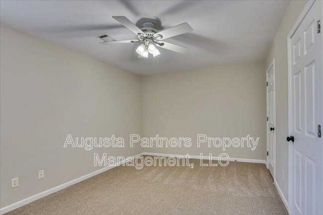 Building Photo - 4700 Dursey Dr