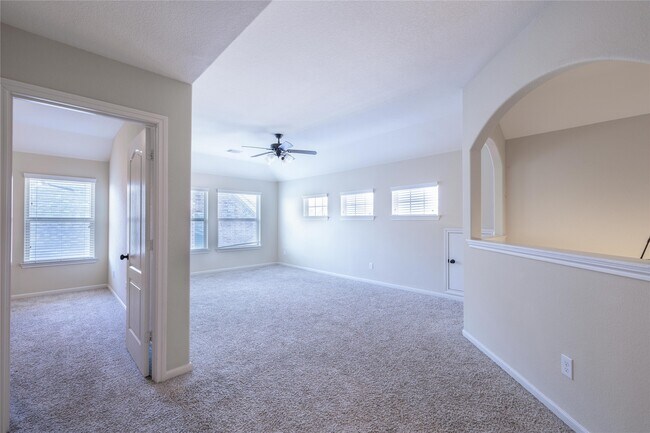 Building Photo - 24939 Blue Mountain Park Ln