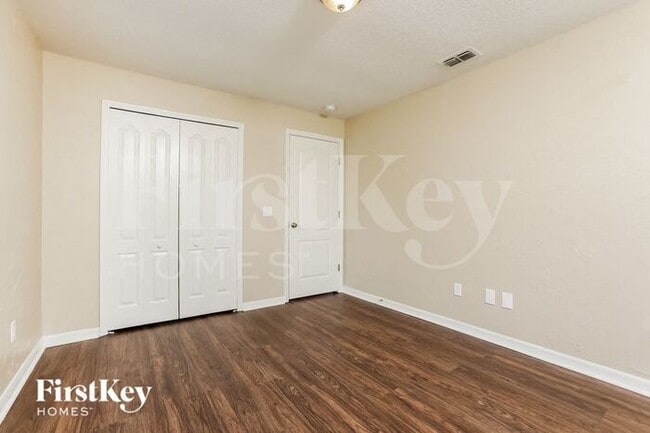 Building Photo - 11551 Pineloch Loop