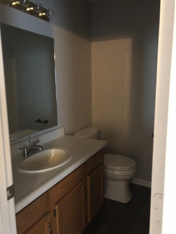 Building Photo - 13098 Sterling Cmns