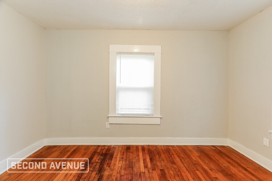 Building Photo - 349 Robison Dr