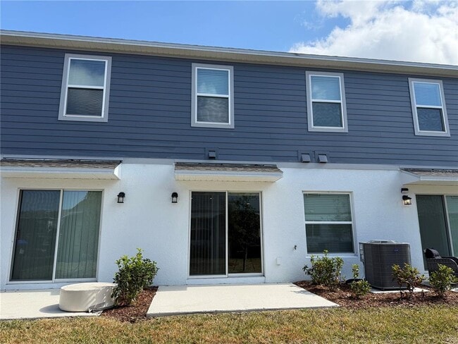 Building Photo - 14910 Harvest St