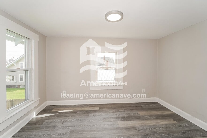 Building Photo - 1308 Ray Pl NW