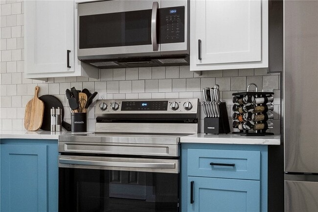 Building Photo - 902 Durham Pl