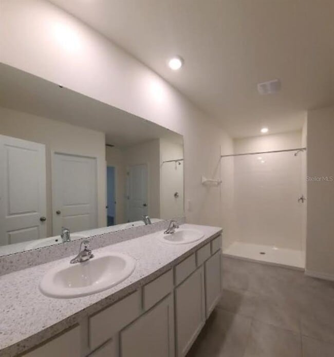Building Photo - 7768 Cypress Walk Dr
