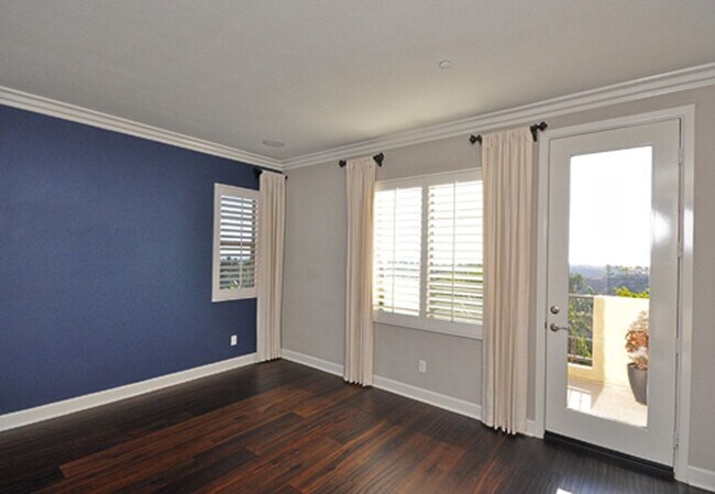 Building Photo - 3BD Home with Amazing Panoramic Ocean Views!