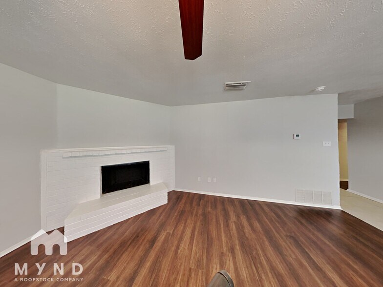 Building Photo - 7145 Romford Way
