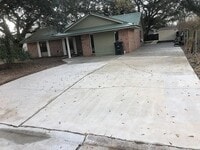 Building Photo - 1417 Willow St