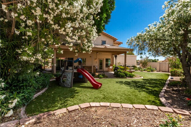 Building Photo - 2326 W Lompoc Cir