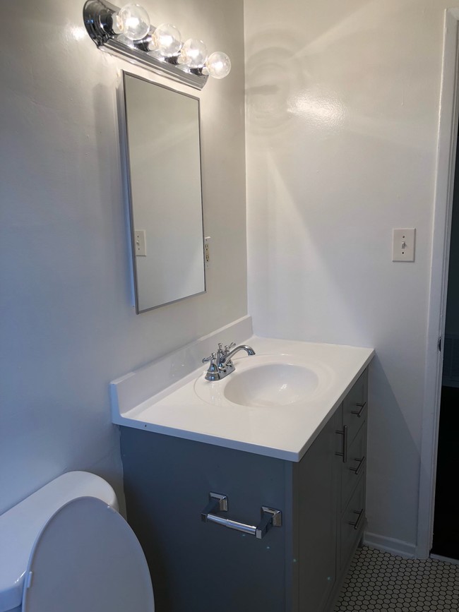 new bathroom - 7719 Hampton Ave