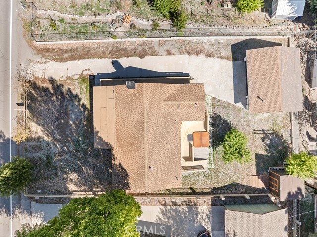 Building Photo - 955 Apple Ave