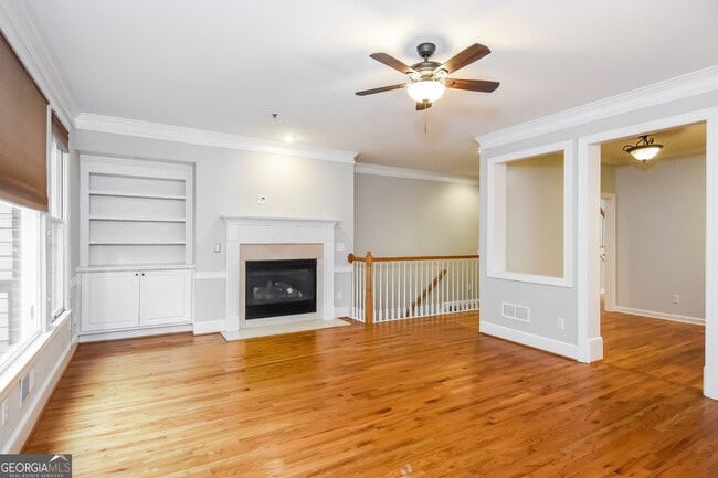 Building Photo - 612 Vinings Estates Dr SE