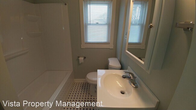 Building Photo - 3 br, 1 bath House - 235 Glide St
