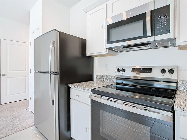 Building Photo - 3270 Vesara Dr